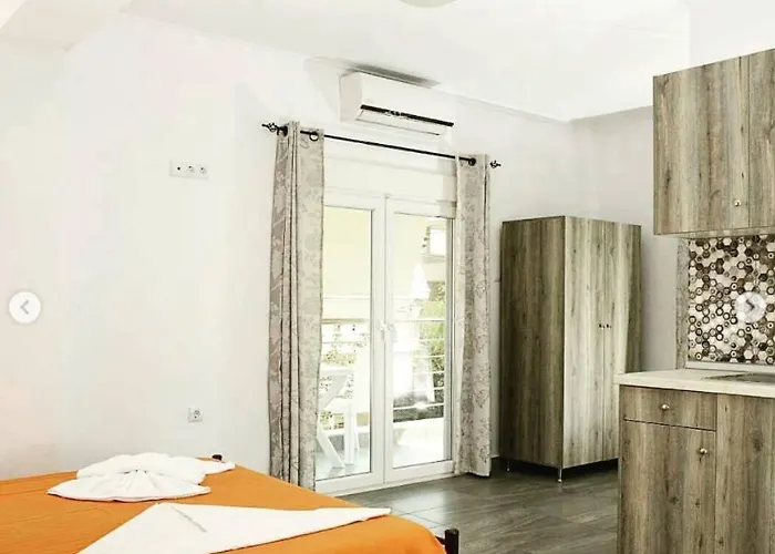 Aparthotel Alexandra 3*