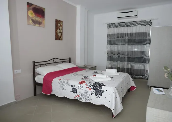 Aparthotel Alexandra Vrasná