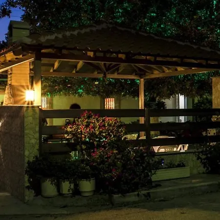 Alexandra Hotel apartamentowy 3*